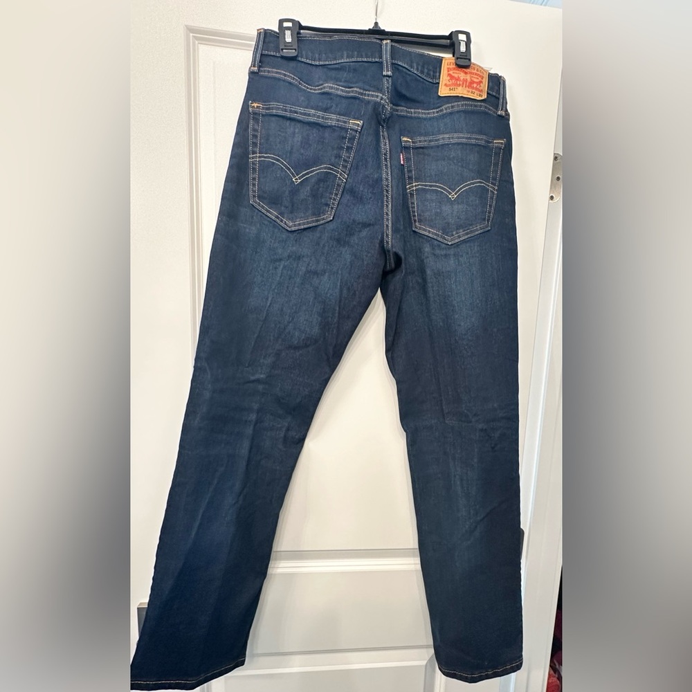 Levi's Men's Dark Indigo Relaxed Jeans 32x32. New w/out tag.